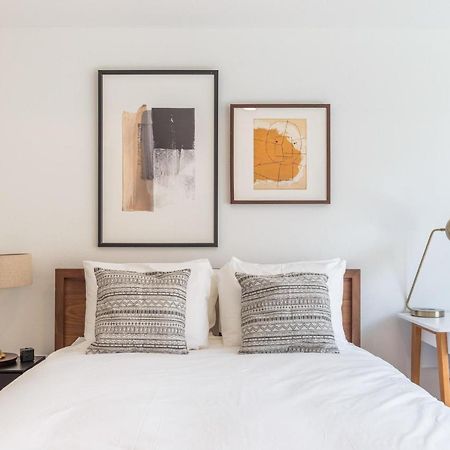 Studio Apartment In Vancouver Exterior foto