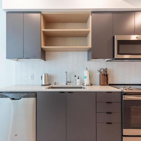 Studio Apartment In Vancouver Exterior foto